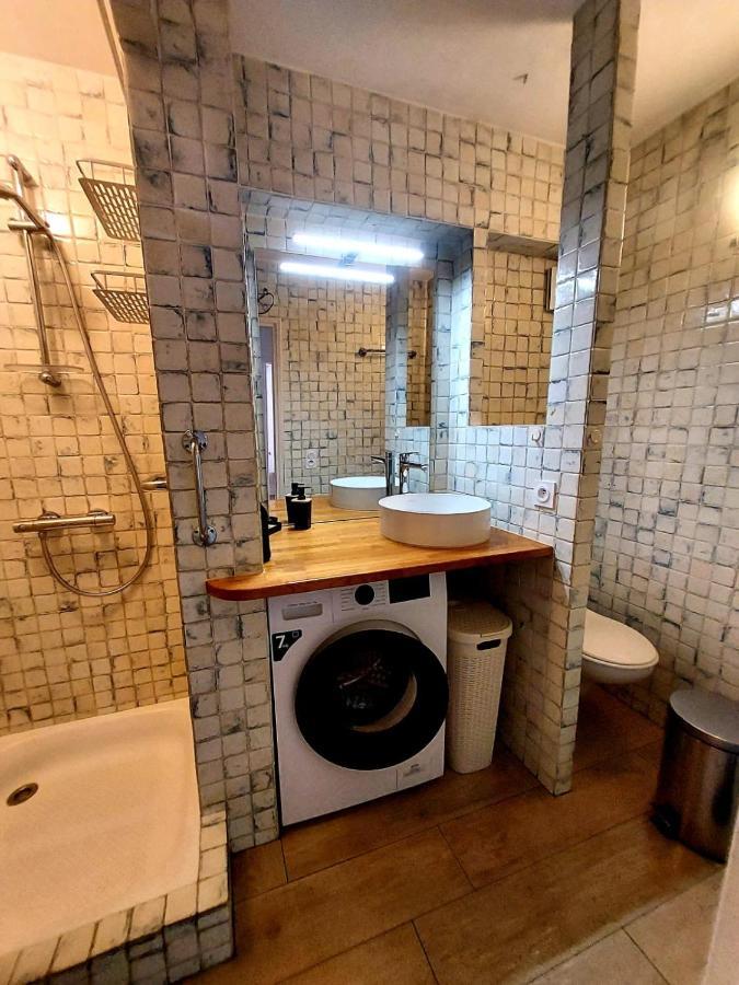 Appartement T3 Plein Centre Ville Le Lavandou Exteriér fotografie
